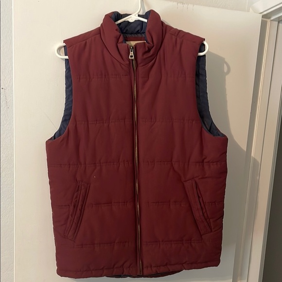 Men's Red/Maroon Vest - Picture 1 of 5